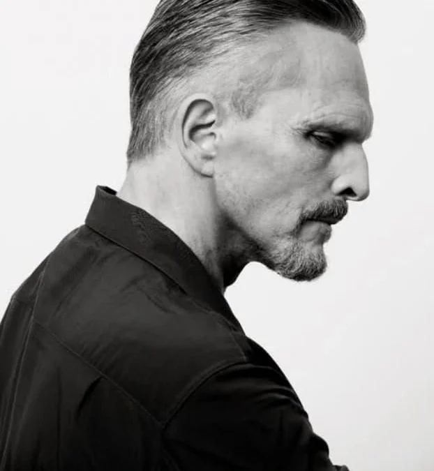 MIGUEL BOSÉ ANUNCIA SU REGRESO A COLOMBIA CON   “IMPORTANTE TOUR”