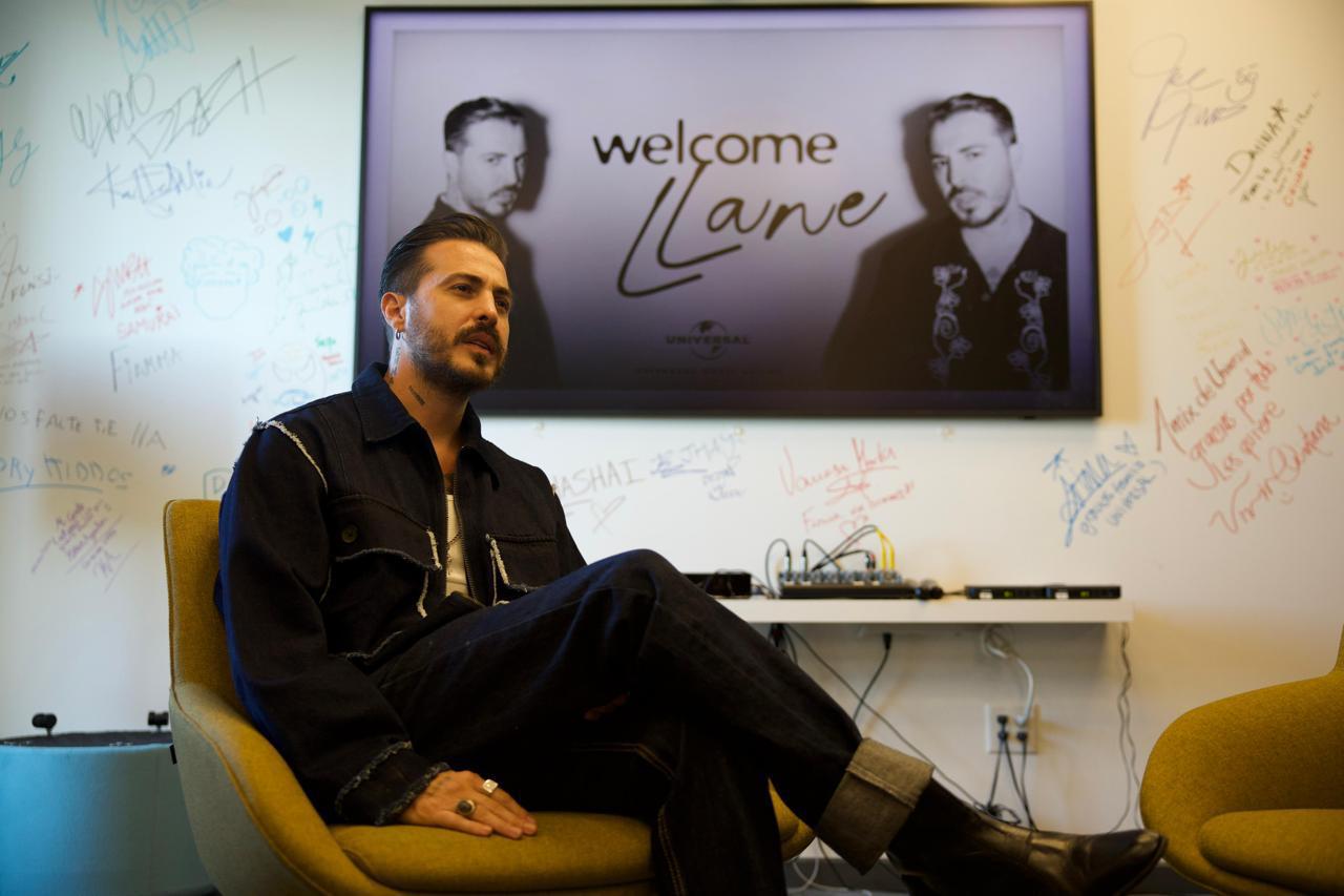 Llane da un nuevo paso en su carrera y firma con prestigioso sello discográfico